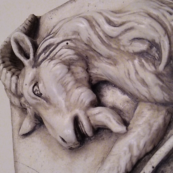 Sid Dickens Z-01 "Capricorn" Zodiac *Rare & Retired* - Picture 8 of 9